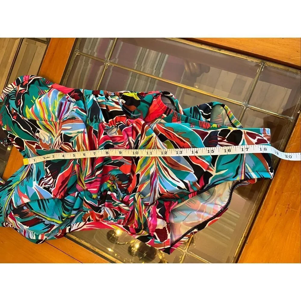 Aqua Green Women's Tropical Shirred One Piece Swimsuit Multicolor Medium NWOT